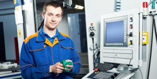 shutterstock_cnc-machinist-1